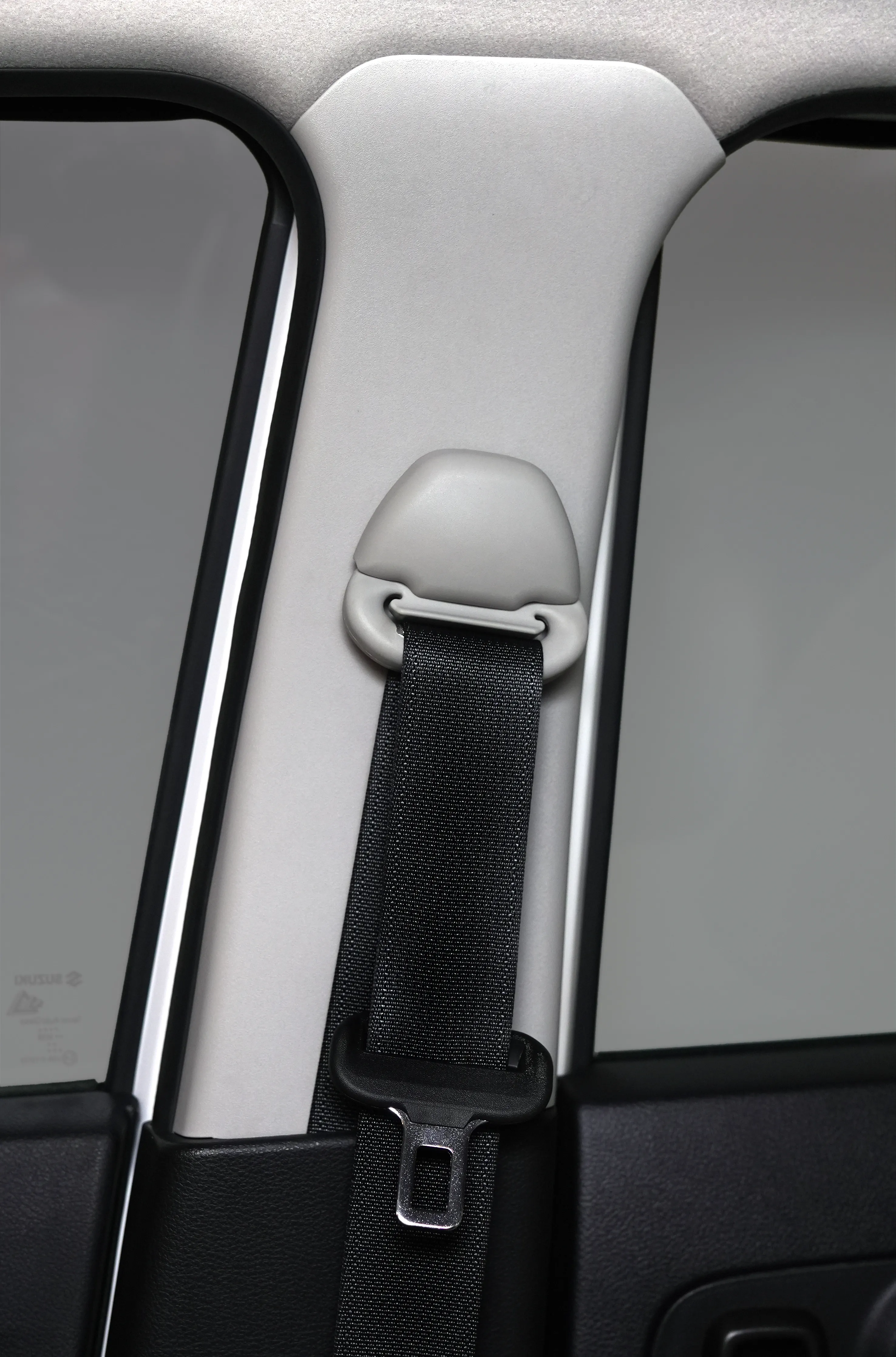 products/Automobiles/Alto/UNR Alto Exterior/UNR Alto Features/8 Seatbelt Pretensioner Dual.webp