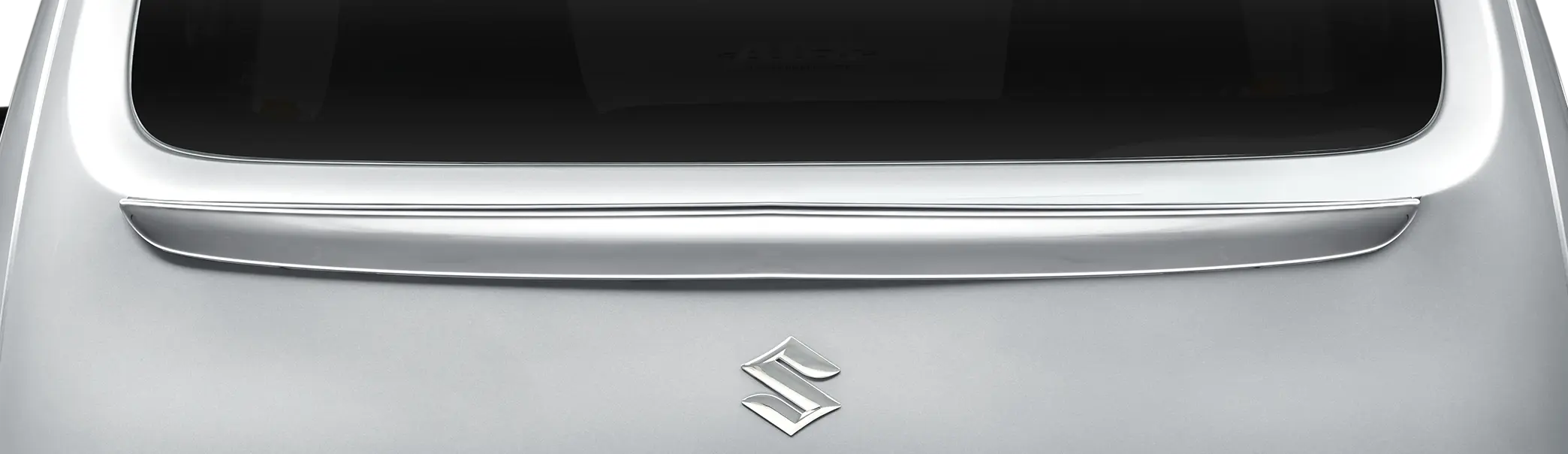 products/Automobiles/Alto/UNR Alto Exterior/UNR Alto Features/Back Door Garnish.webp